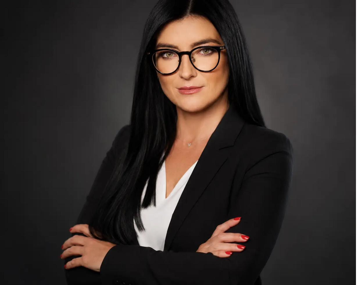 Anna Poźniak – nauczycielka języka angielskiego prowadząca kurs przygotowujący do egzaminu ósmoklasisty